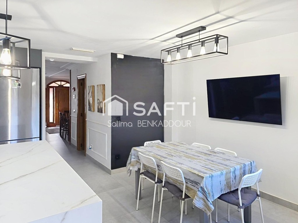 Elegante adosado de tres plantas con amplias terrazas - foto 10