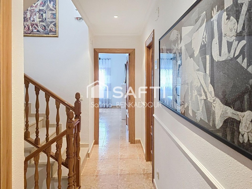 Elegante adosado de tres plantas con amplias terrazas - foto 20