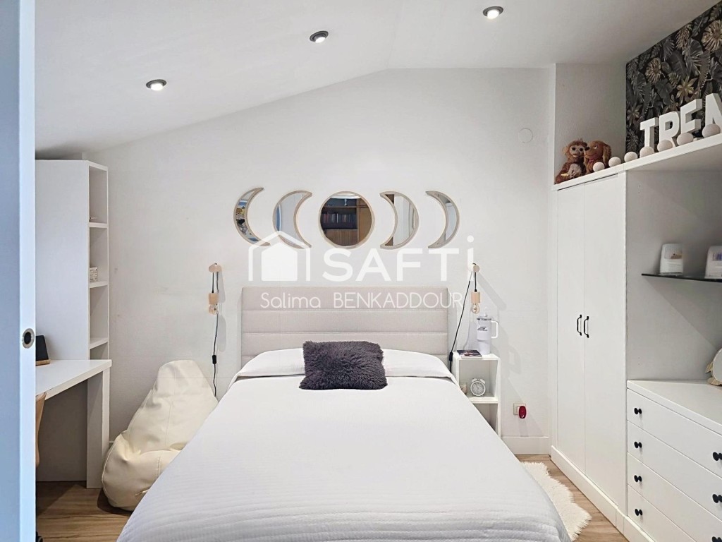 Elegante adosado de tres plantas con amplias terrazas - foto 26