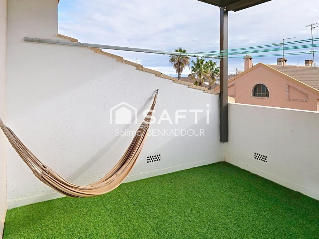 Elegante adosado de tres plantas con amplias terrazas - foto 31