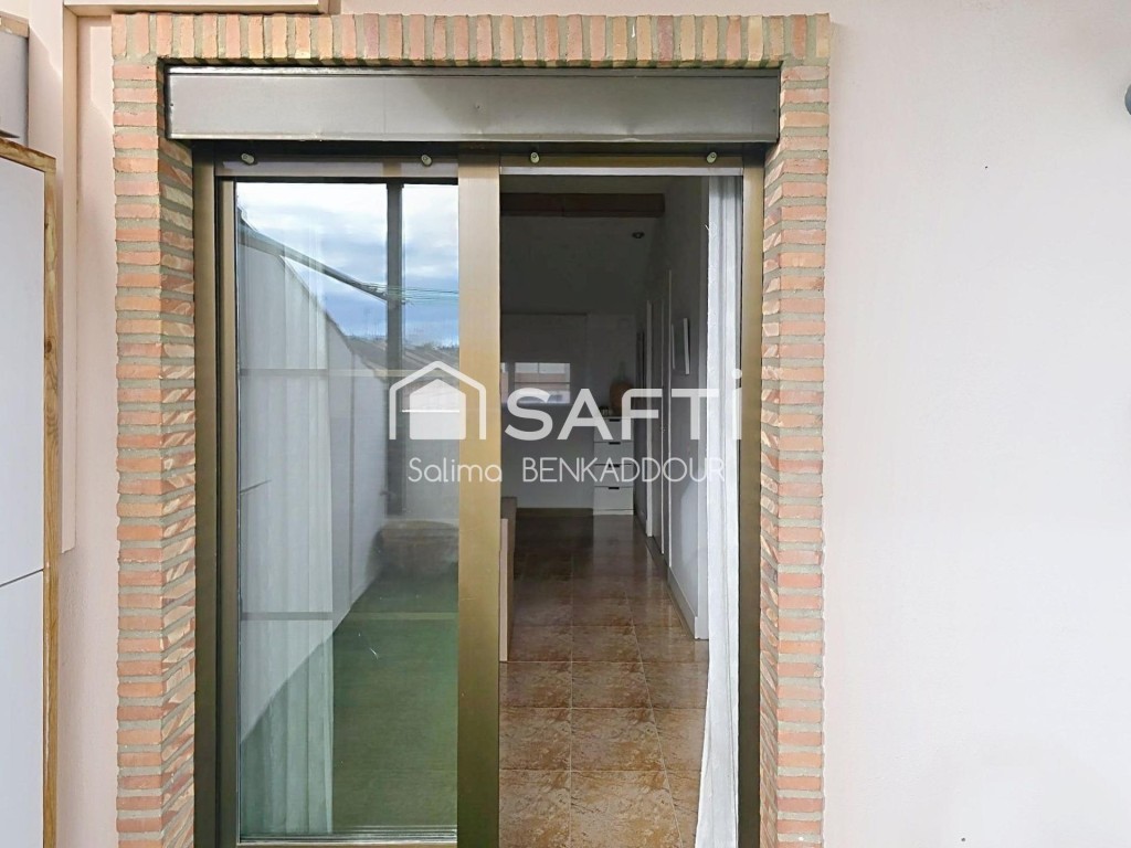 Elegante adosado de tres plantas con amplias terrazas - foto 32