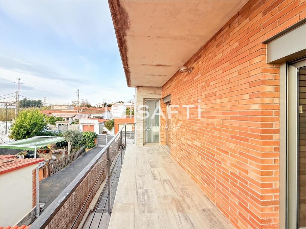 ¿Buscas una casa de alquiler con estilo moderno, espacio y l - foto 32