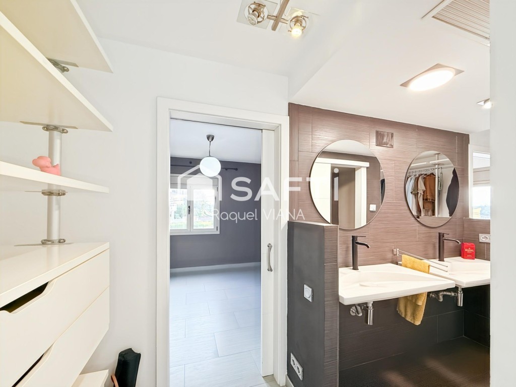 ¿Buscas una casa de alquiler con estilo moderno, espacio y l - foto 27