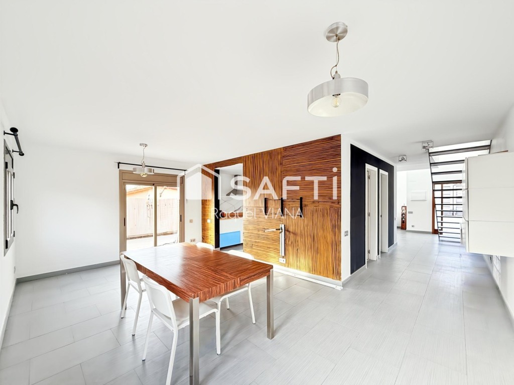 ¿Buscas una casa de alquiler con estilo moderno, espacio y l - foto 8