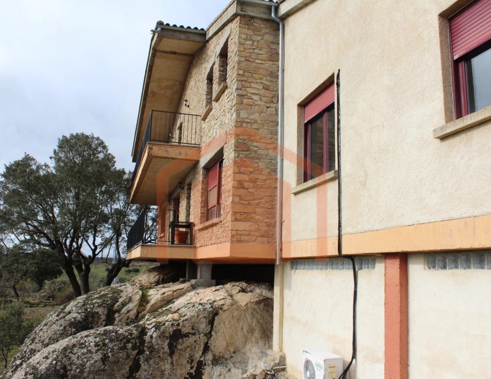 Exclusiva propiedad en plena naturaleza