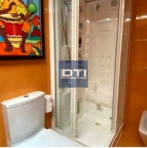 Chalet de lujo con jardín y piscina en urbanización privada. - foto 25