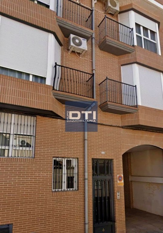 Oportunidad en La Roda: piso de 2 dormitorios con trastero