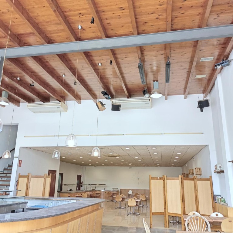 Local comercial en Alquiler en Santa Coloma De Farners Girona