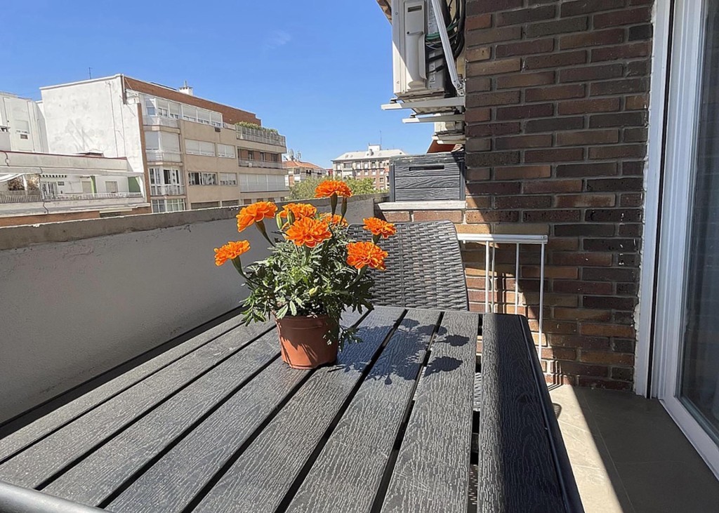 ¡EN ALQUILER! PISO DE DISEÑO CON REFORMA RECIENTE EN EL DISTRITO FINANCIERO DE MADRID