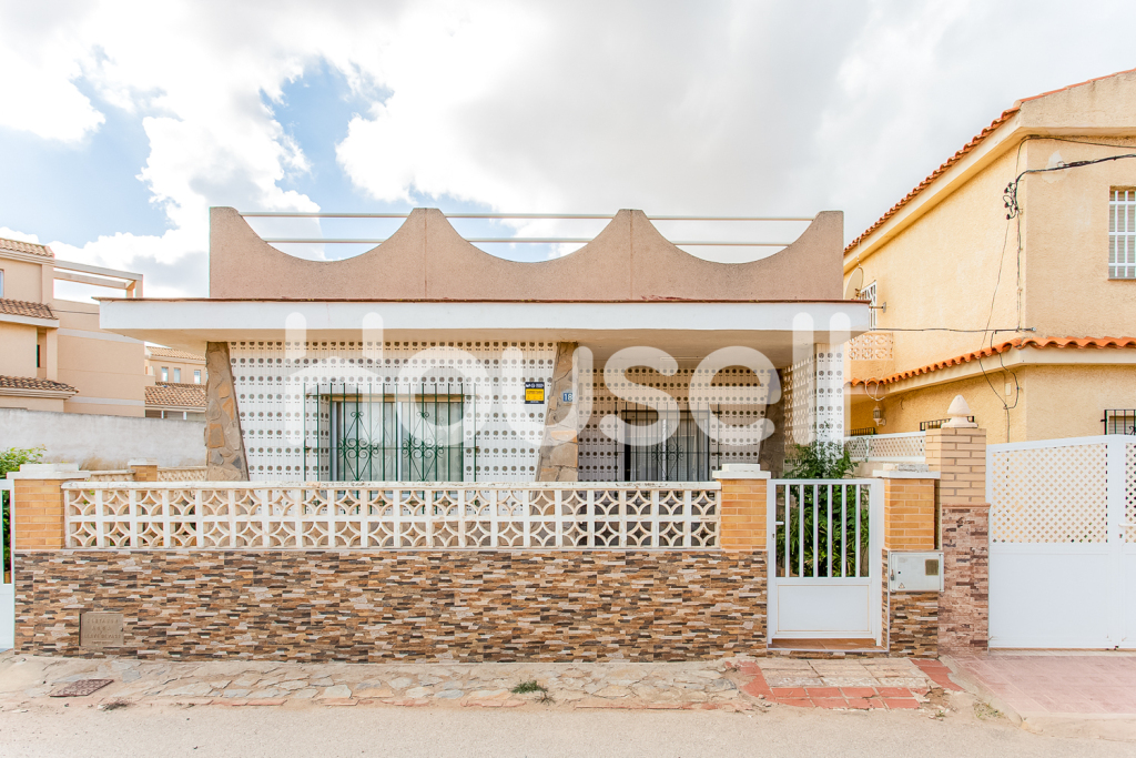Chalet en venta de 115m² en Calle Mingotes, 30383 Los Nietos (Murcia)