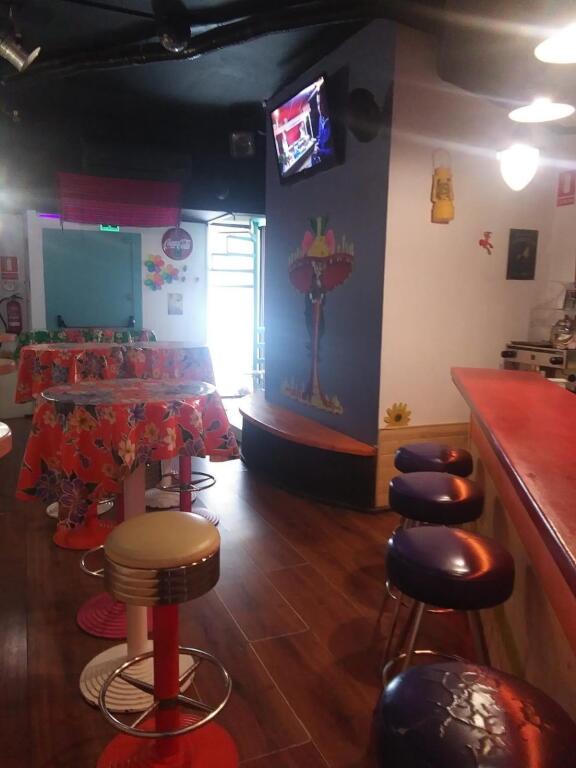 traspaso pub zona bonaire foto grande (2)