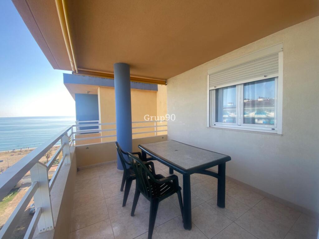 estupendo apartamento con vistas al mar foto grande (3)