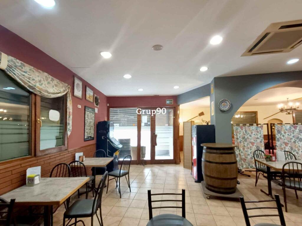venta  de restaurante en la bordeta foto grande (3)