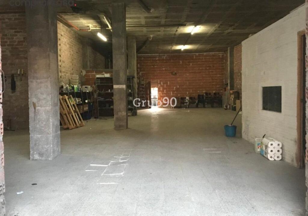 si buscas un local donde montar tu negocio en cappont ¡ya lo has encontrado! foto grande (2)