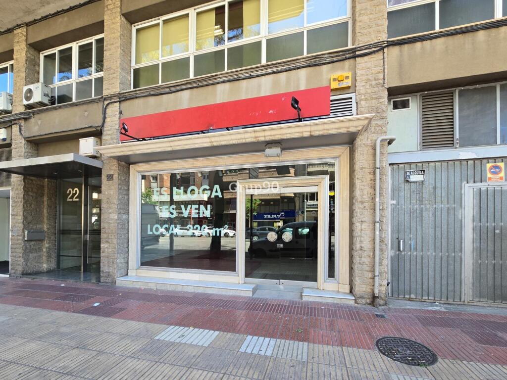 Foto Local en Alquiler en Lleida, Lleida - € 2.500 - mil1054637 - BienesOnLine