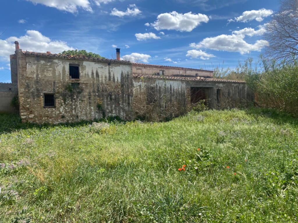 Foto estupenda finca para rehabilitar a menos de 1km de tortosa