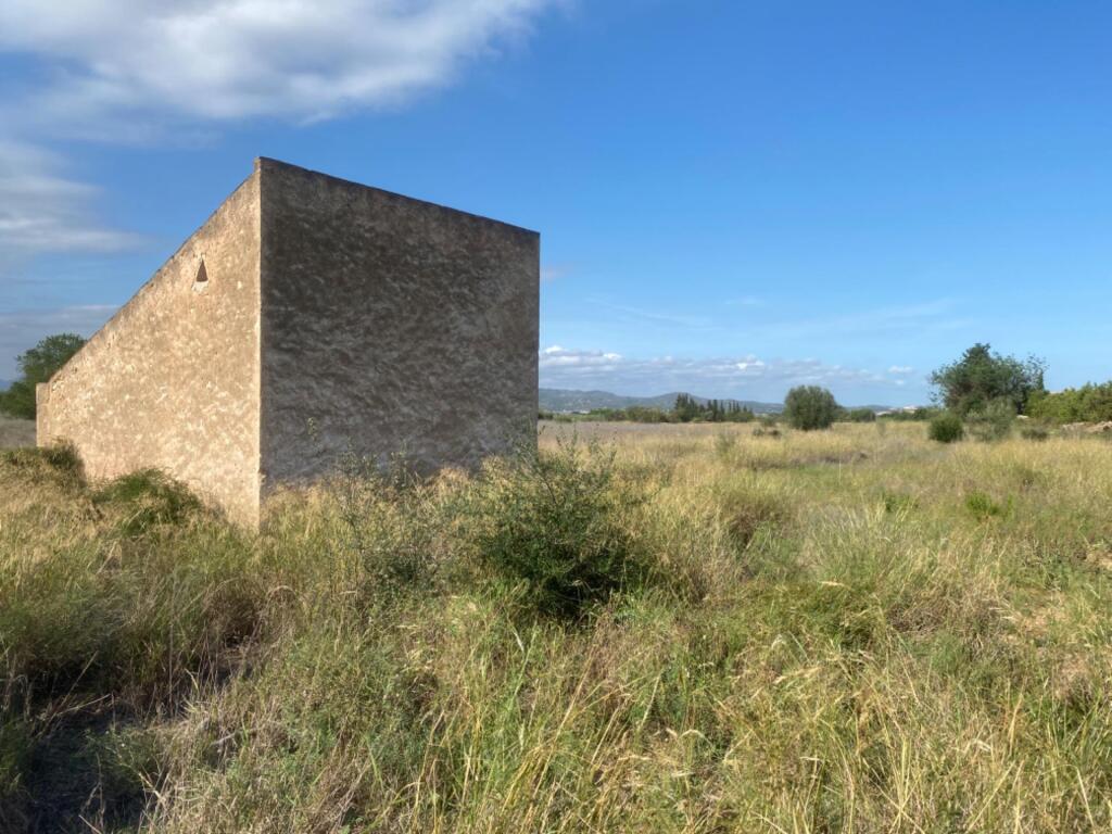 encantadora casa de piedra bien comunicada foto grande (2)