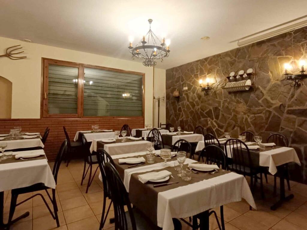 venta  de restaurante en la bordeta foto grande (3)