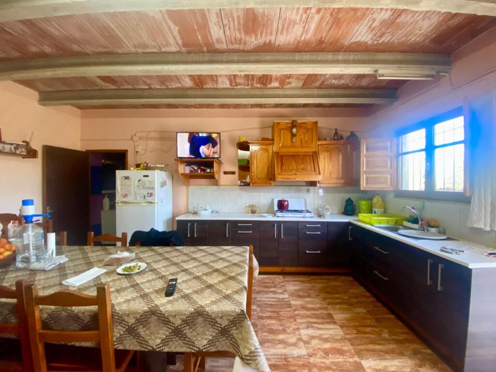 casa de campo en zona tranquila con buenas vistas foto grande (3)