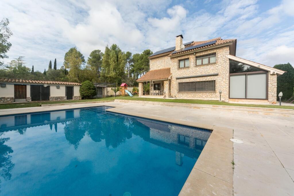 Foto impresionante casa en dos parcelas en fontpineda
