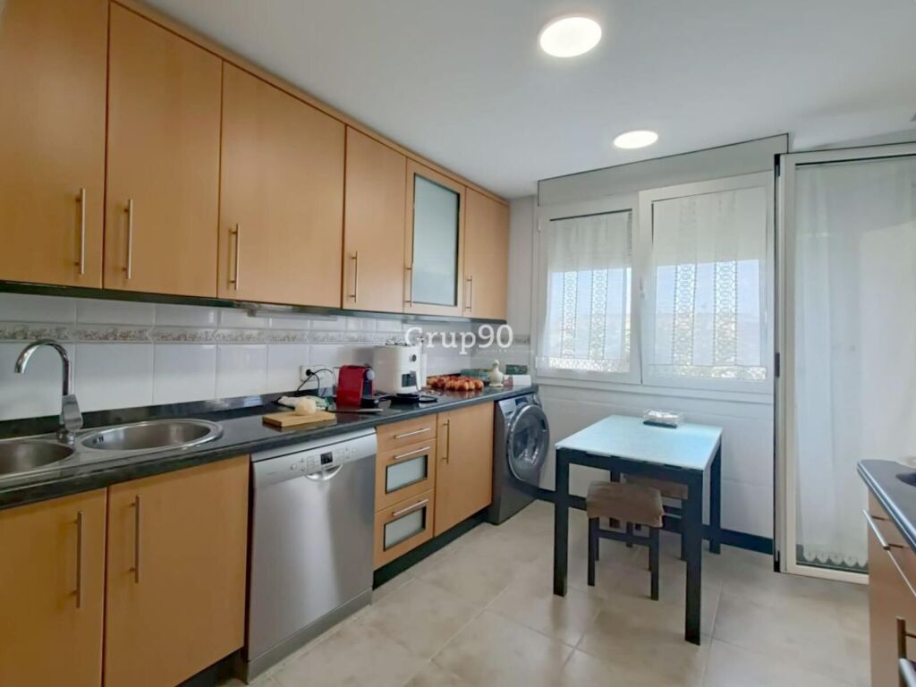 ¡impresionante casa unifamiliar en venta en el parc de l'aigua! información personalizada. foto grande (2)
