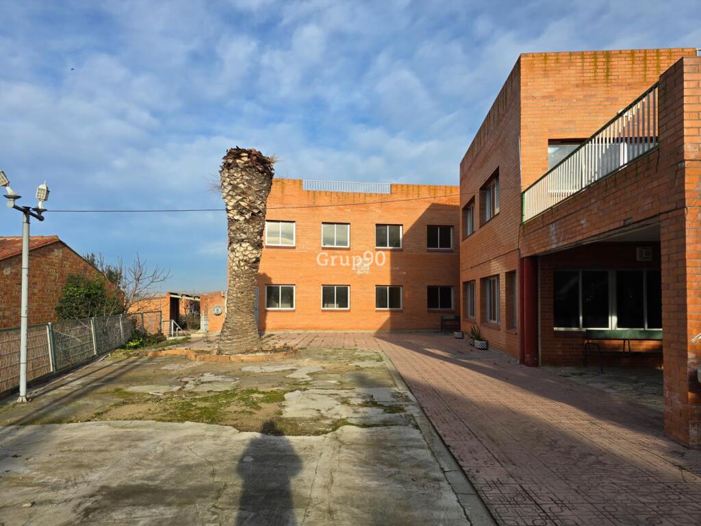 Foto propiedad en venta en alcarrás (uso anterior: residencia ancianos)