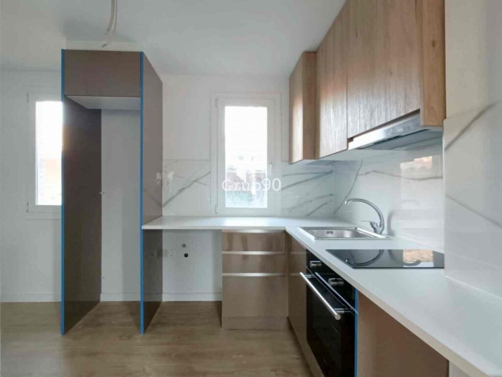 Foto ¡oportunidad para inversores! apartamento reformado a estrenar en la mariola