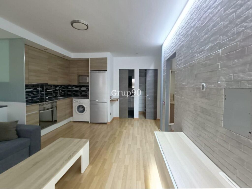 se vende estudio - oficina en cappont – ubicación inmejorable foto grande (3)