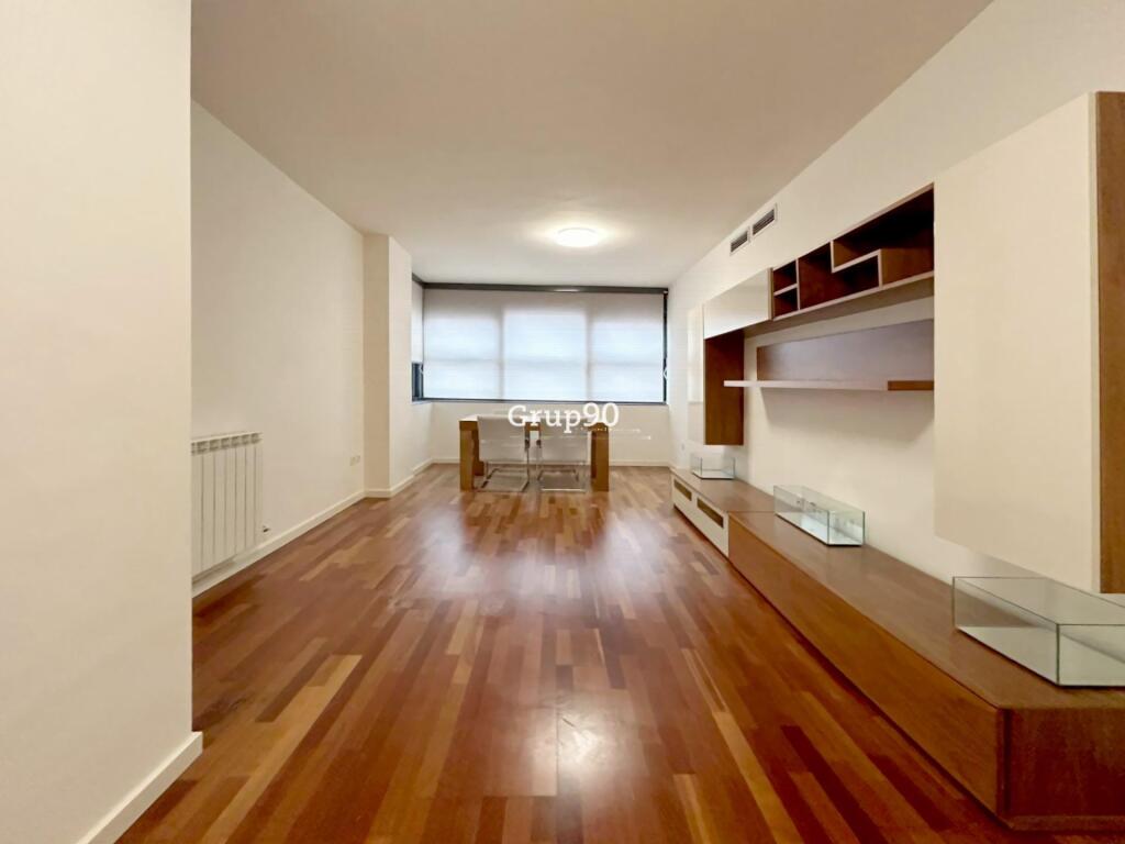 Foto ¡descubre tu nuevo hogar! espacioso piso en venta con piscina y zona comunitaria