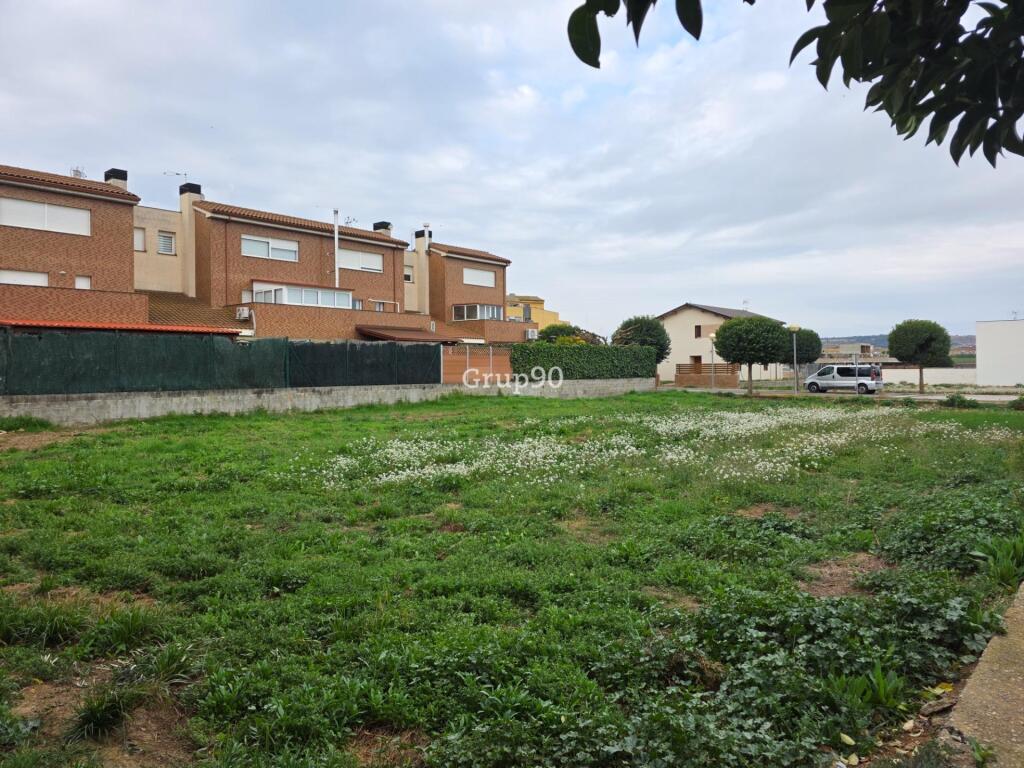 Alquiler estudiantes modernas  - ¡Gran oportunidad! Se vende parcela en Vilanova de Segrià