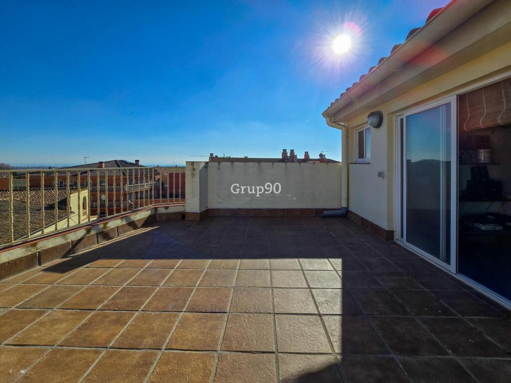 casa en el centro de alpicat – lista para entrar a vivir foto grande (3)