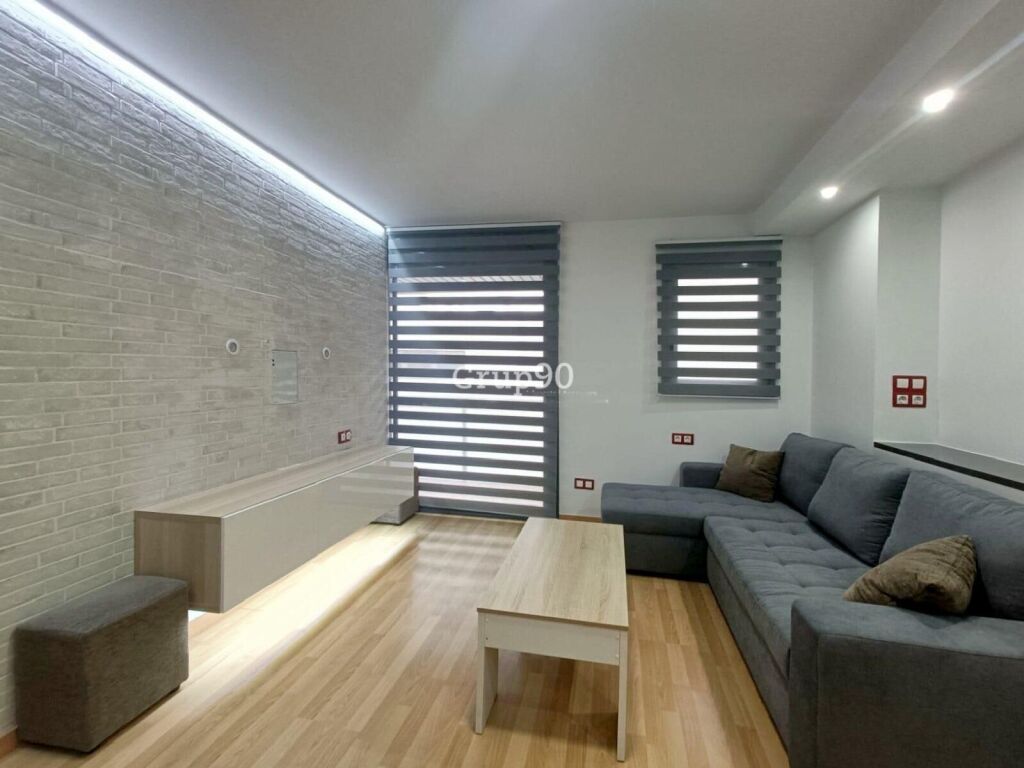 se vende estudio - oficina en cappont – ubicación inmejorable foto grande (3)
