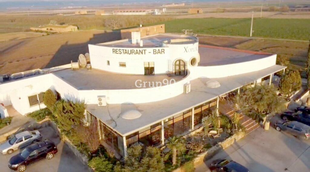 ¡gran oportunidad! restaurante con vivienda en la fuliola foto grande (3)
