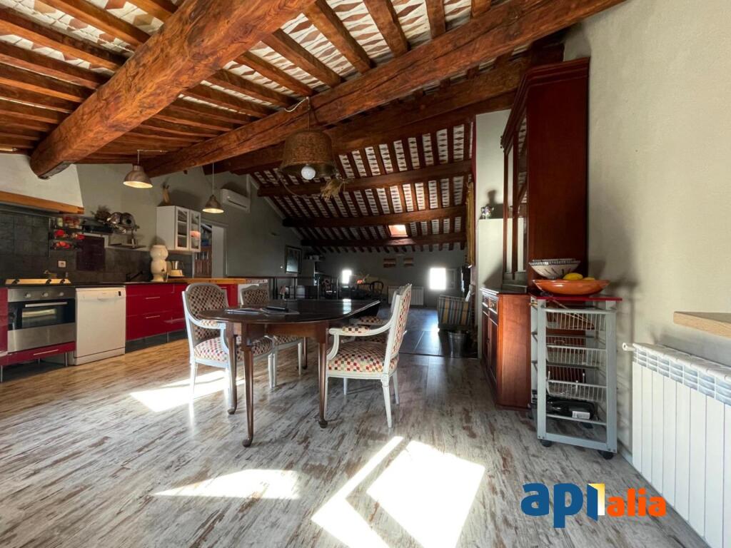 ? EXCLUSIVA APIALIA – Casa única en el centro de La Fuliola