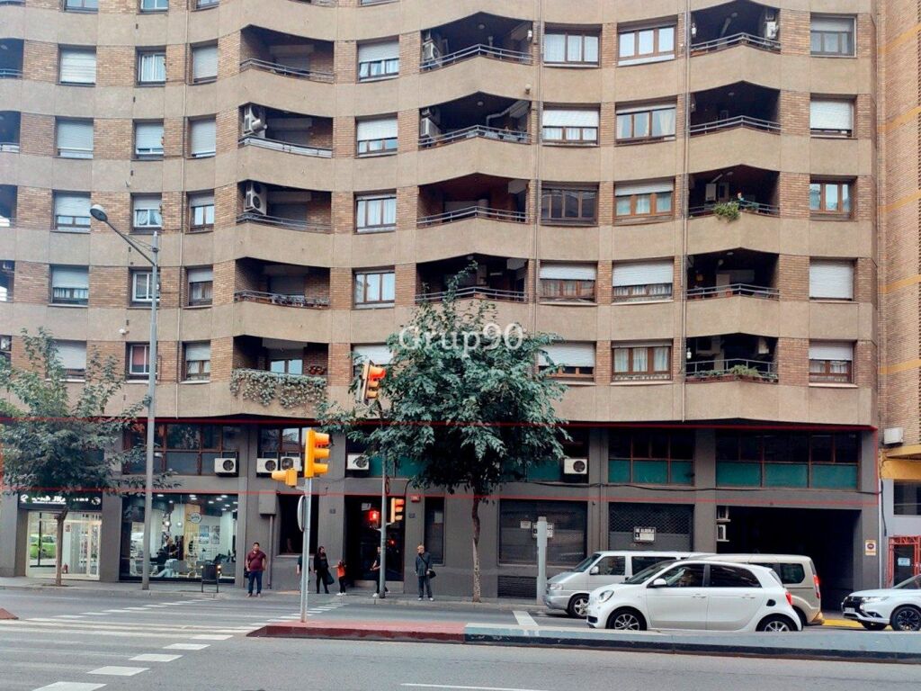 Local comercial en venta en Lleida