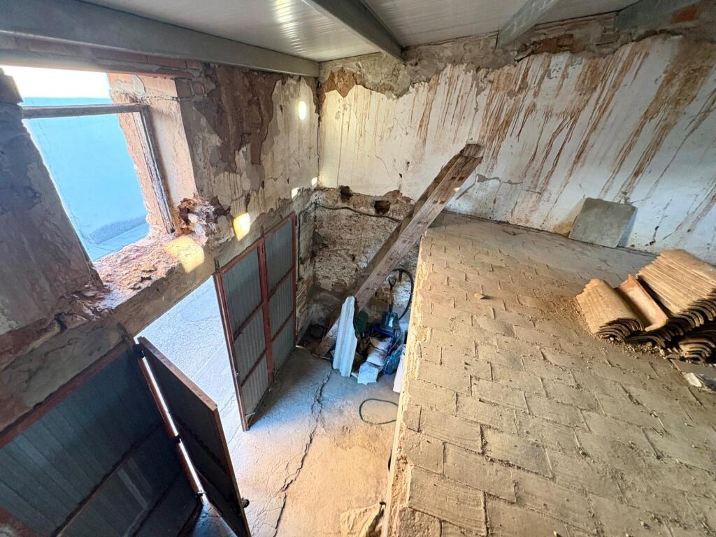 Nave industrial en venta en Santa Bàrbara