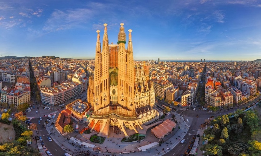 barcelona. finca de apartamentos turísticos. en perfecto estado. foto grande (3)