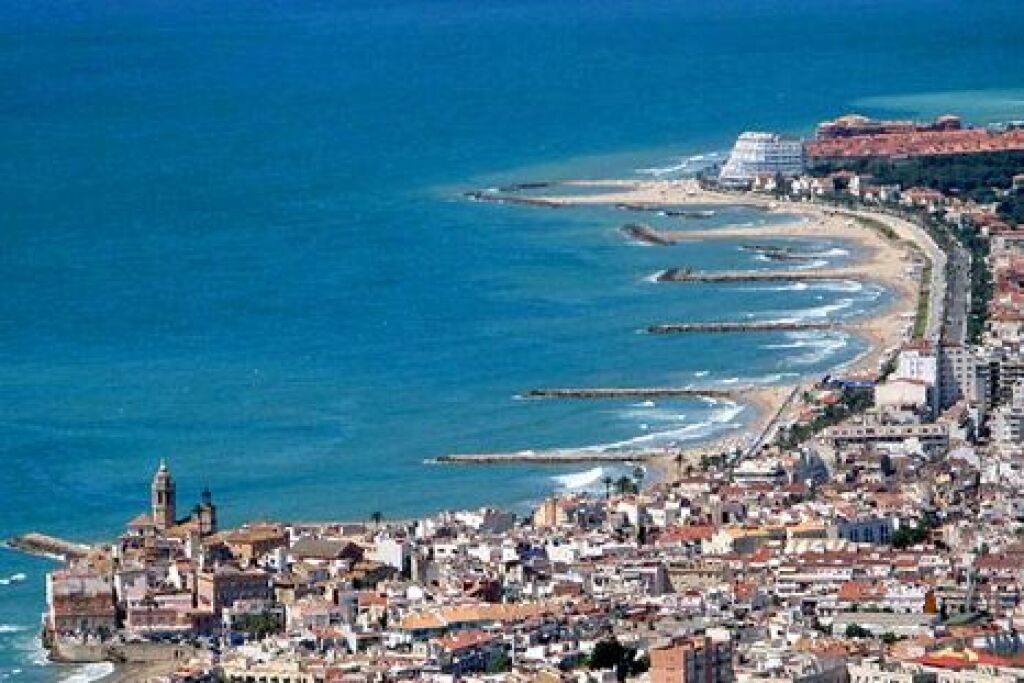 castelldefels (barcelona) edificio apartamentos turísticos en venta. foto grande (2)