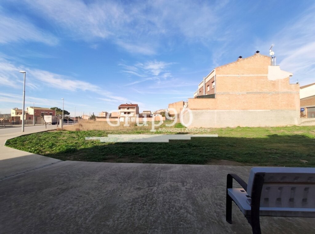 Foto solar urbanizable en puigvert de lleida