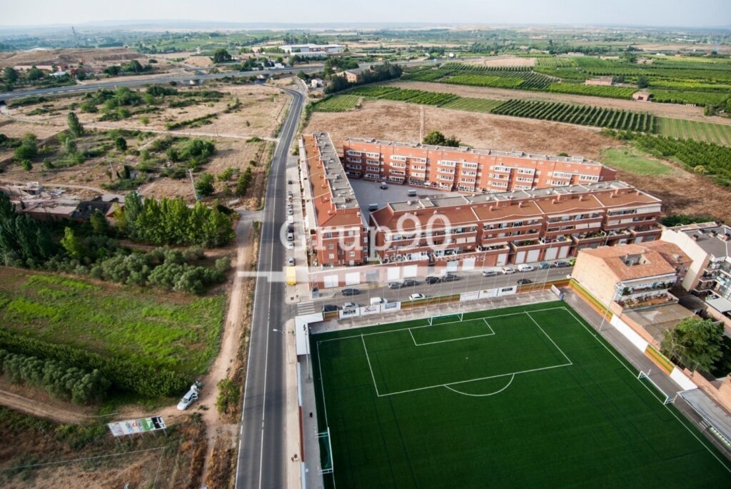 local comercial de más de 5.000m2 en lleida foto grande (2)