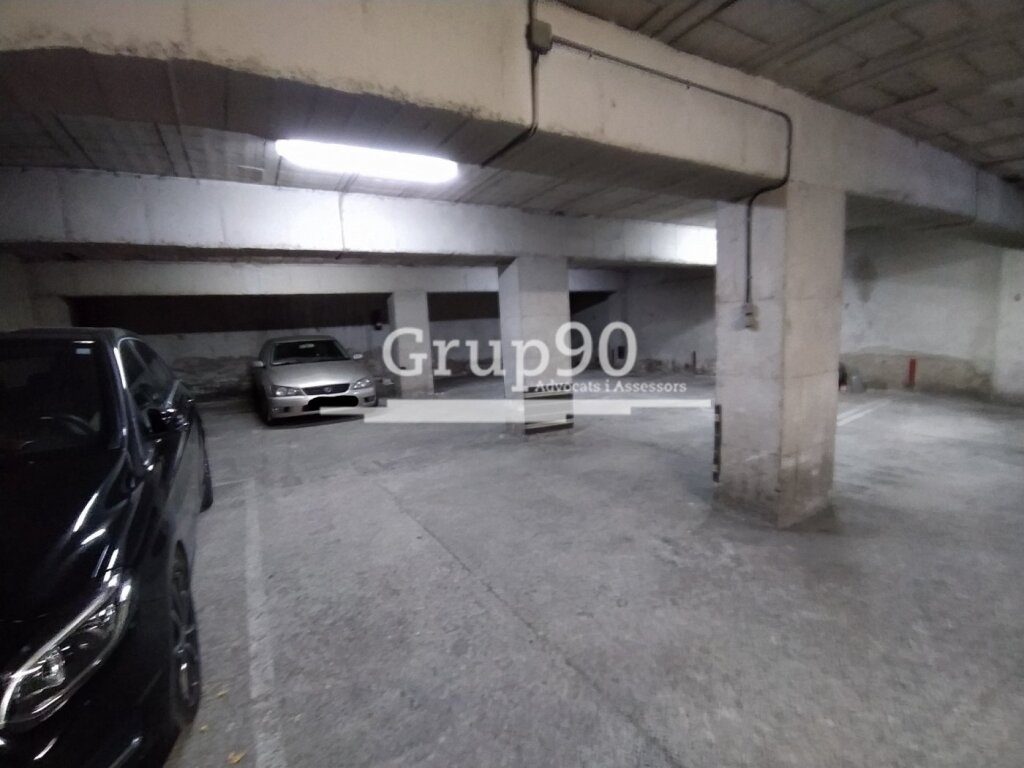 se vende plaza de parquing en rovira roure foto grande (3)
