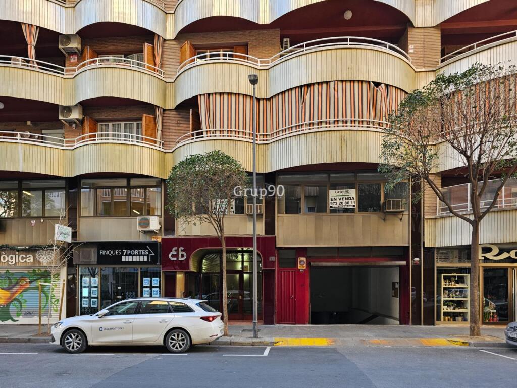 se vende oficinas en cristofol de boleda foto grande (2)