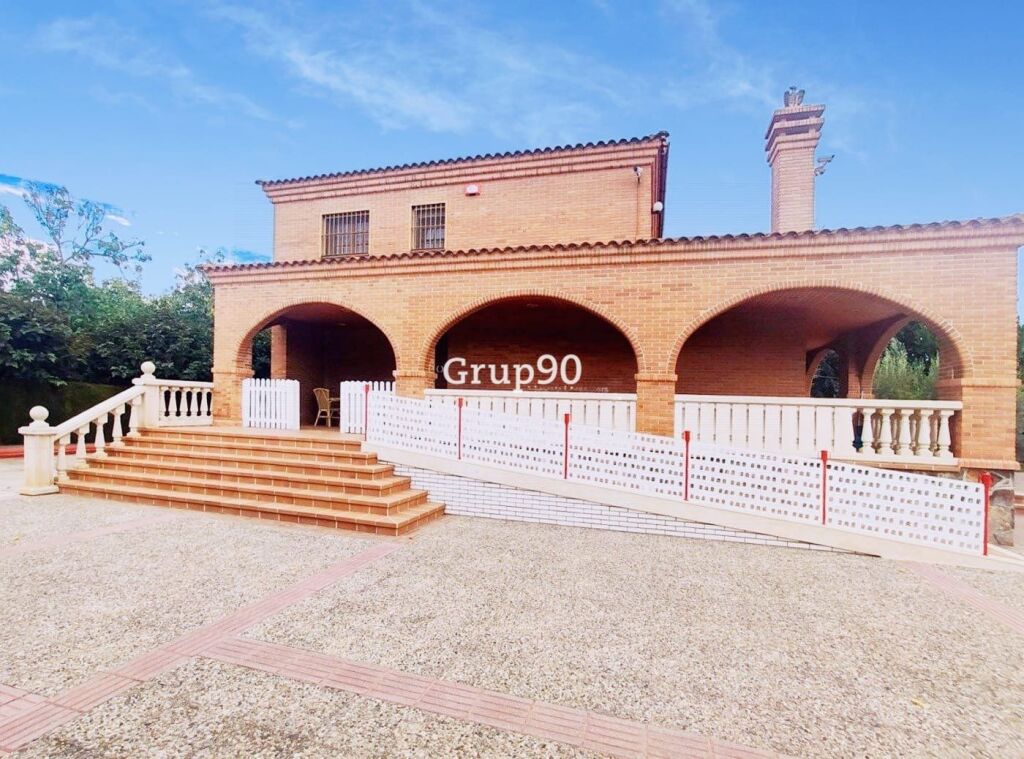 espectacular casa con piscina, barbacoa  en parcela de más de 20.000m2 foto grande (3)