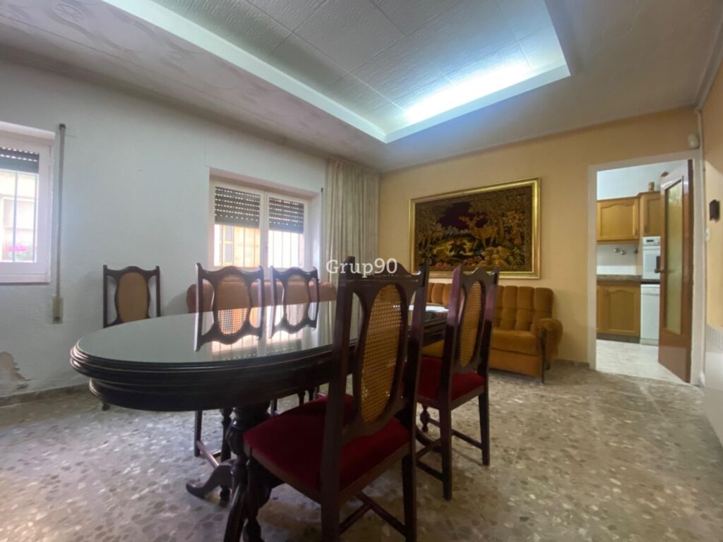 excelente casa de 400 m2 en godall foto grande (2)
