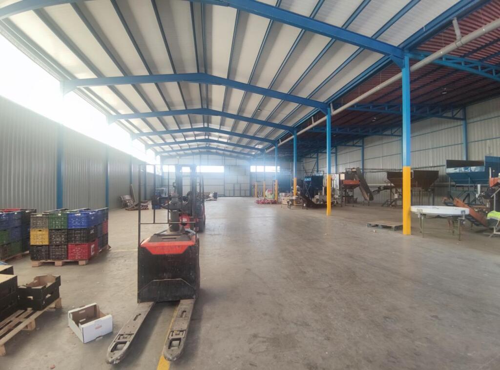 Warehouse for sale in Villasequilla