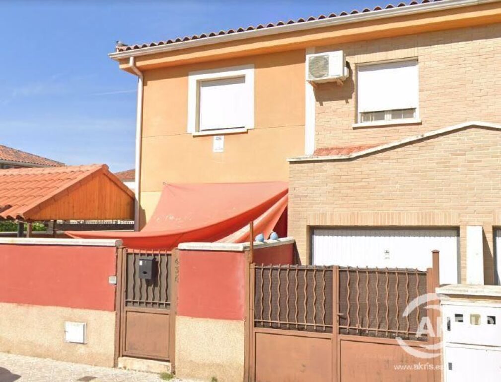 Foto Casa en Venta en Ugena, Toledo - € 162.600 - mil1028679 - BienesOnLine