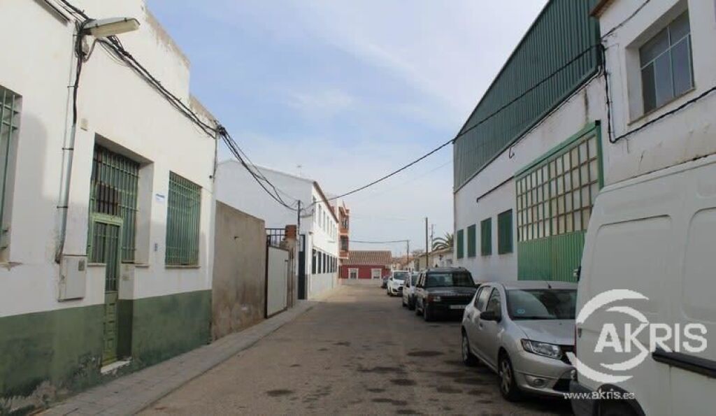 Warehouse for sale in Sonseca