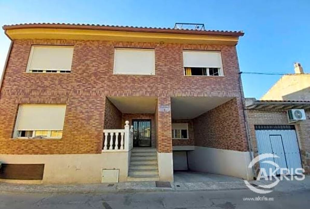 Flat for sale in Yeles