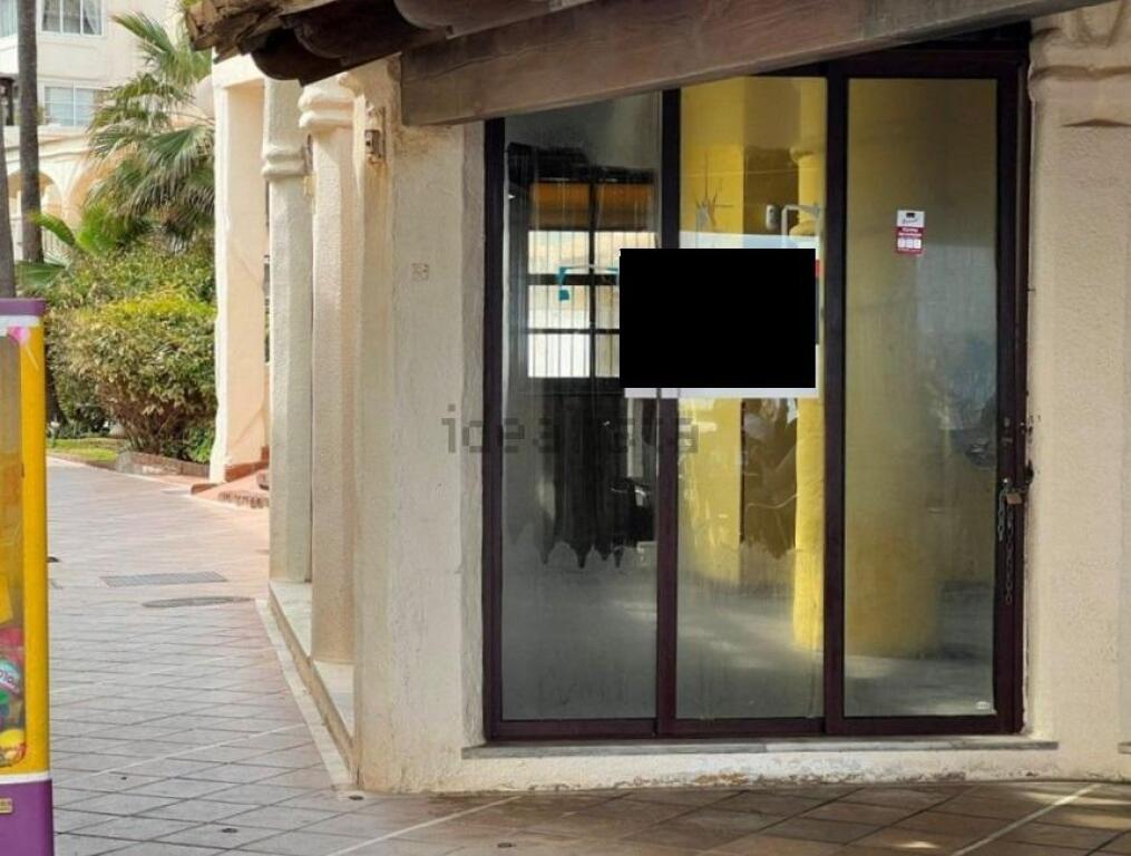 fantástico local en venta - puerto marina foto grande (2)