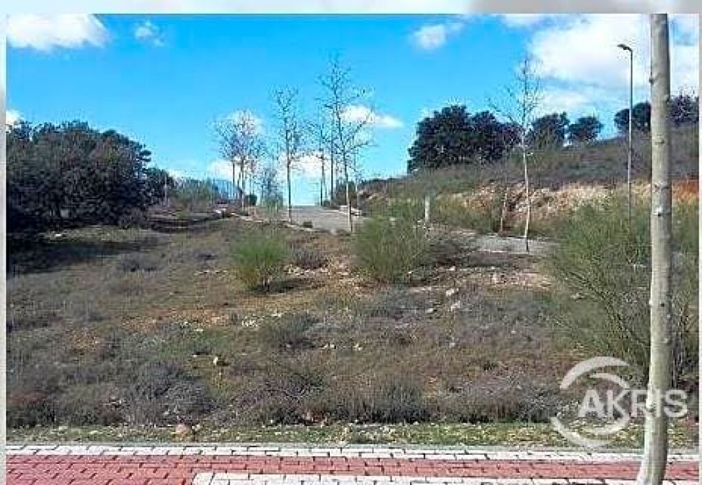 terreno en venta en toledo de 2892 m2 foto grande (2)